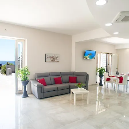 Riva Del Sol Bed & Breakfast